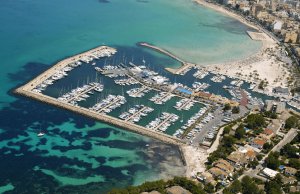 10,5 x 3.5 Metre Berth/Mooring Arenal Marina For Sale