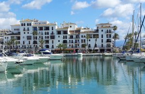 10 x 3.5 Metre Berth/Mooring Puerto de la Duquesa For Rent