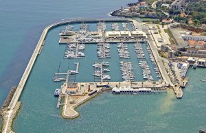 18 x 6 Metre Berth/Mooring Marina de Cascais For Sale